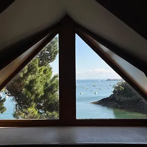 https://auberge-de-jeunesse-hi-cancale.inbrittany.com