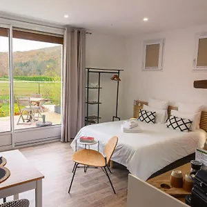 https://chambre-dhotes-pres-de-saint-girons-le-jardin-de-moulis.midi-pyreneeshotels.com