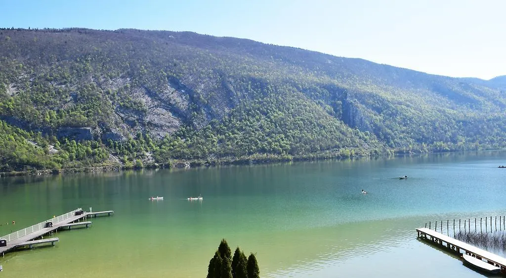 Novalaise Plage Hotel