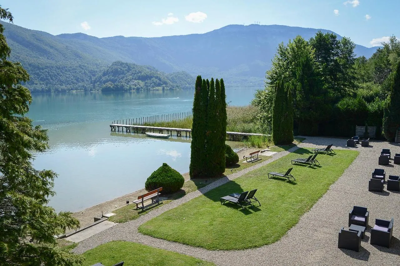 Novalaise Plage Hotel